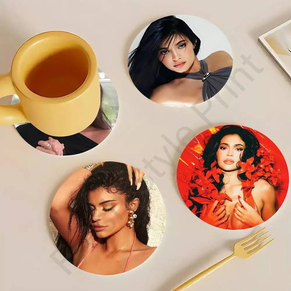 

Model K-Kylie J-Jenner Round Wooden Coasters For Cute Design Suitable for Drinks Tea,Coffee Home Perfect Gift