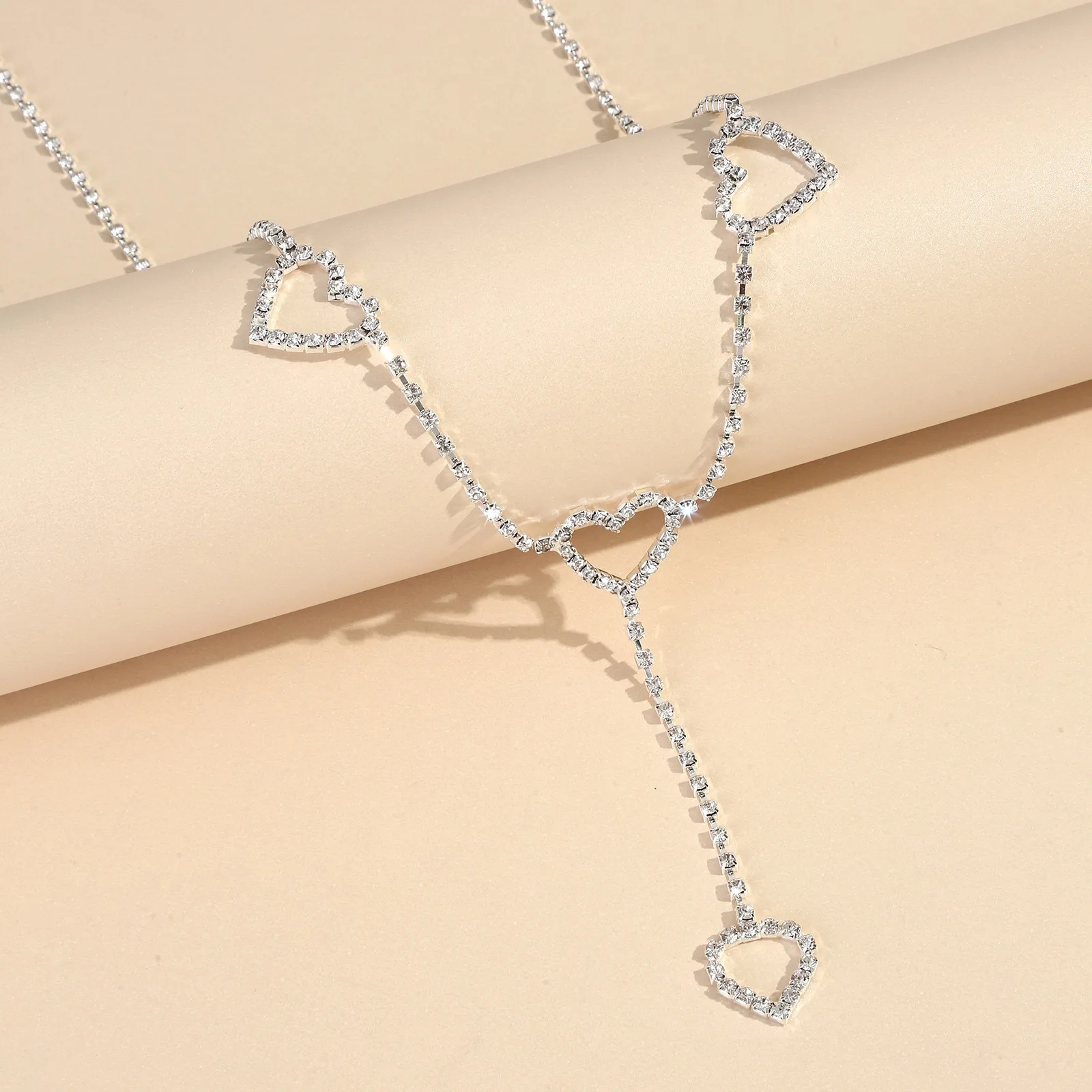Fashionable Single-layer Heart Pendant Rhinestone Waist Chain Street Photography Women\'s Body Chain Jewelry