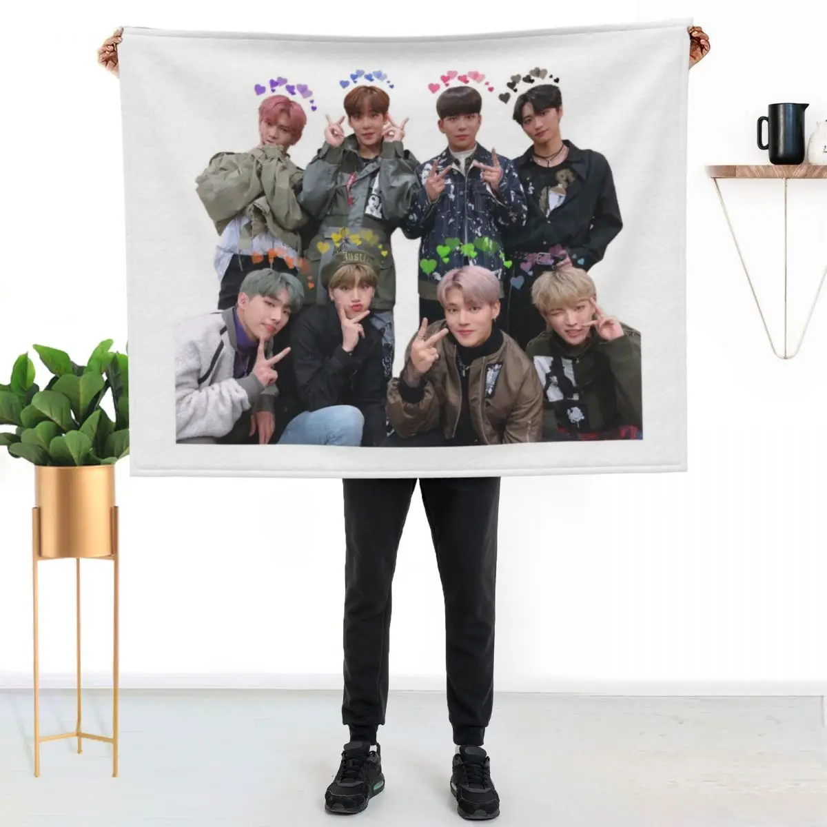 ateez n' hearts Throw Blanket Long Lasting Soft Plush Blanket for Daily Use