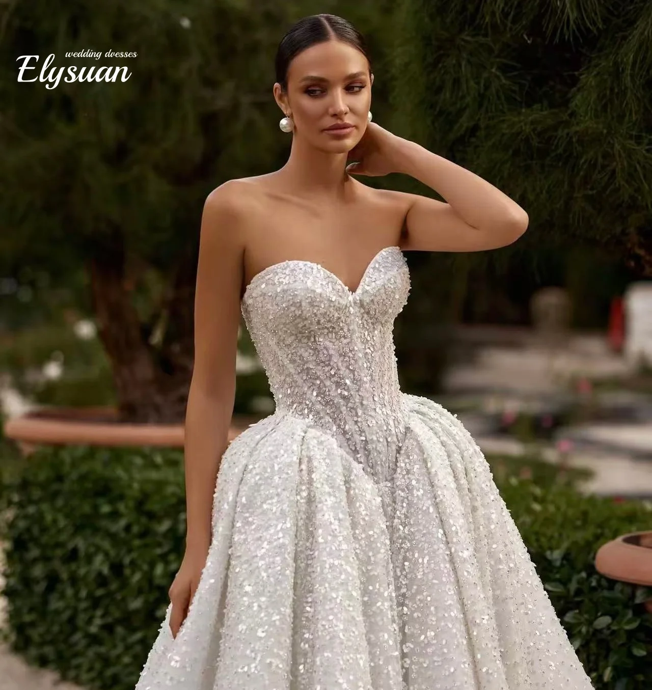 Изысканное длинное свадебное платье трапециевидной формы из бисера по индивидуальному заказу, свадебное платье без рукавов с открытой спиной для невесты