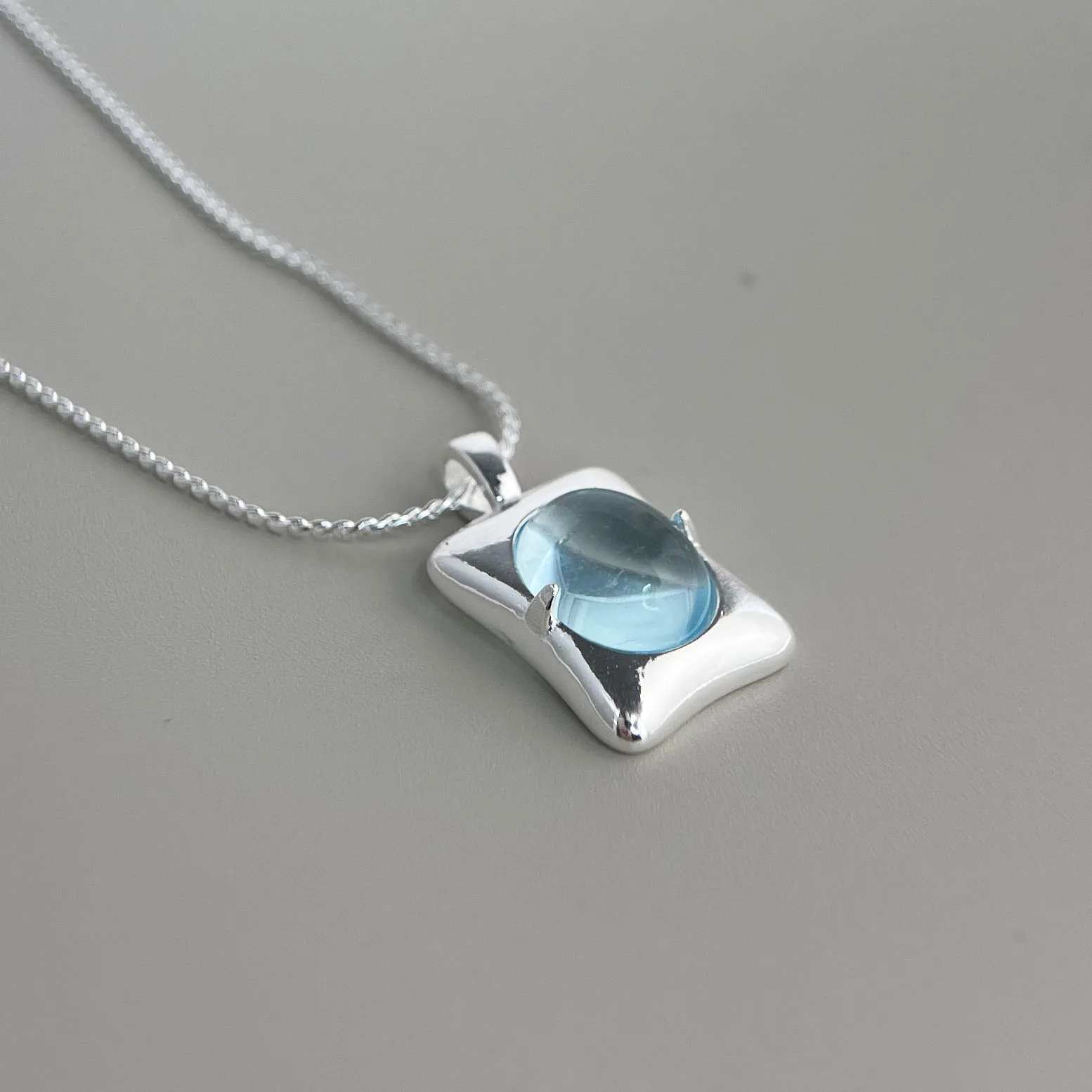 S925 Sterling Silber Halsketten für Frauen, Einfache Minimalistische Anhänger-Halsketten, Blaue Stein-Halskette, Geburtstagsgeschenk – Detail 5