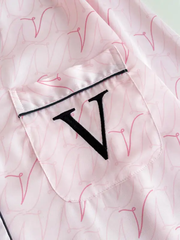Pijama holgado de satén para el hogar, ropa de dormir con estampado en V, conjunto de dos piezas, pantalón de manga larga, primavera y otoño