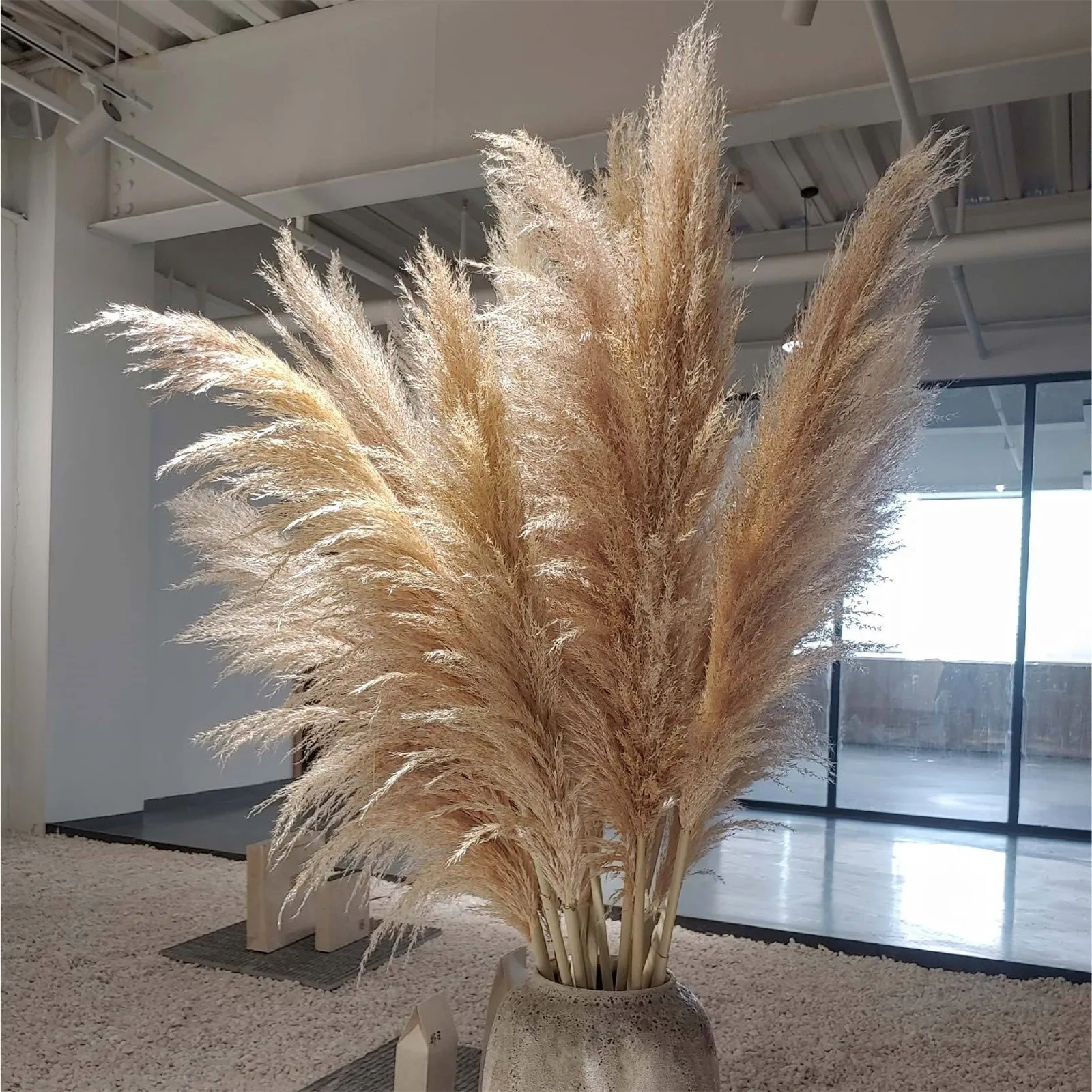 South American Reed Table Decor Natural Dryness Wedding Bouquet A Favorite Wedding Color Within The Naturalcosas Para El Hogar