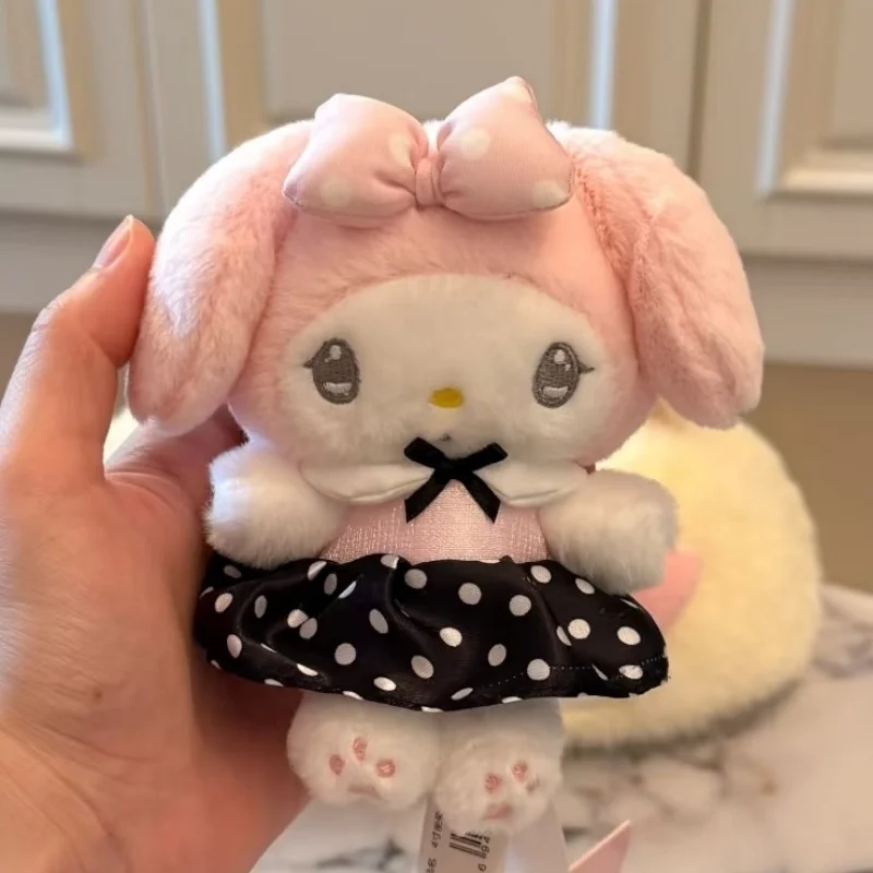 خمر البولكا خادمة بلدي ميلودي بوتي الشفاه الوردي تنورة دانتيل ميلودي محشوة أفخم دمية لعبة المفاتيح الحلو البيانو ألعاب من نسيج مخملي قلادة