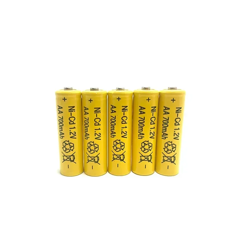 BCAK 8PCS AA Batteries 1.2V 700MAH Durable Universal Ni-Cd Rechargeable Battery for Computer Mouse Remote Alarm Clock Toy Shaver