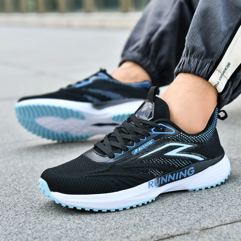 New sports and leisure men's shoes, ultra light carbon board, comfortable and fashionable outdoor running shoes