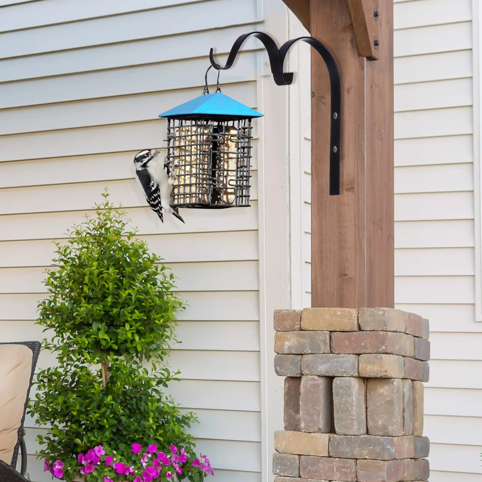 

2Pcs Modern Design Flowerpot Hangers Rust-Proof Hanging Brackets for Indoor Outdoor Use Flower Basket Hook Plant Hook