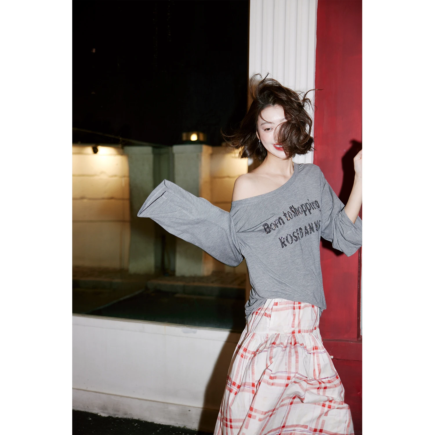 

Футболка Rosebanks ey iny Sequin Long Sve, универсальный свободный повседневный топ с плечами для весенних поездок, модная многосторонняя одежда