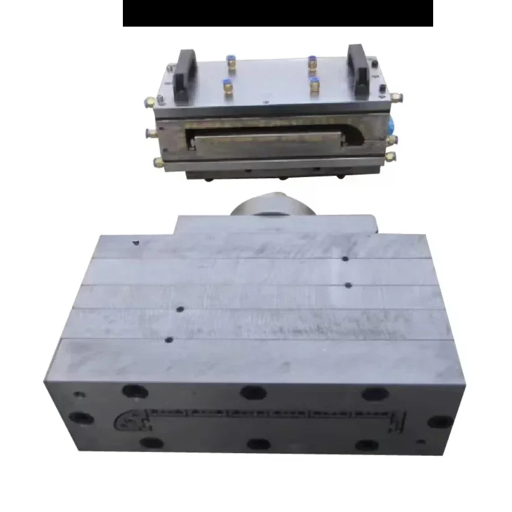 

Manufactured Extrusion Die Plastic Molding Extrusion Products for Central Air Conditioning