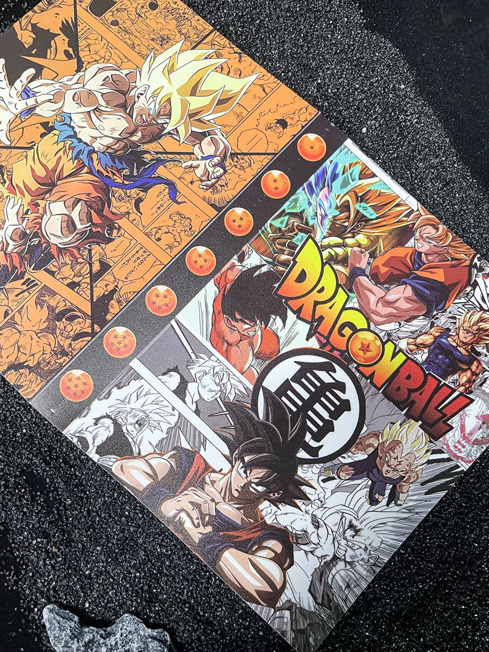 Álbum de Cartas Coleccionables de Dragon Ball de Goku, 4 Compartimentos, Capacidad para 240 Cartas, Cubierta con Acabado Mate, Regalo