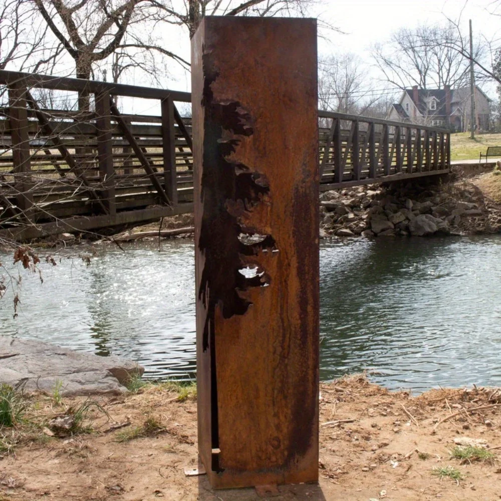 Hand-weld Iron Rusty Pine Tree Garden Columns Decor Sculpture Well Cover Furniture and Decor Utility Box Cover Outdoor