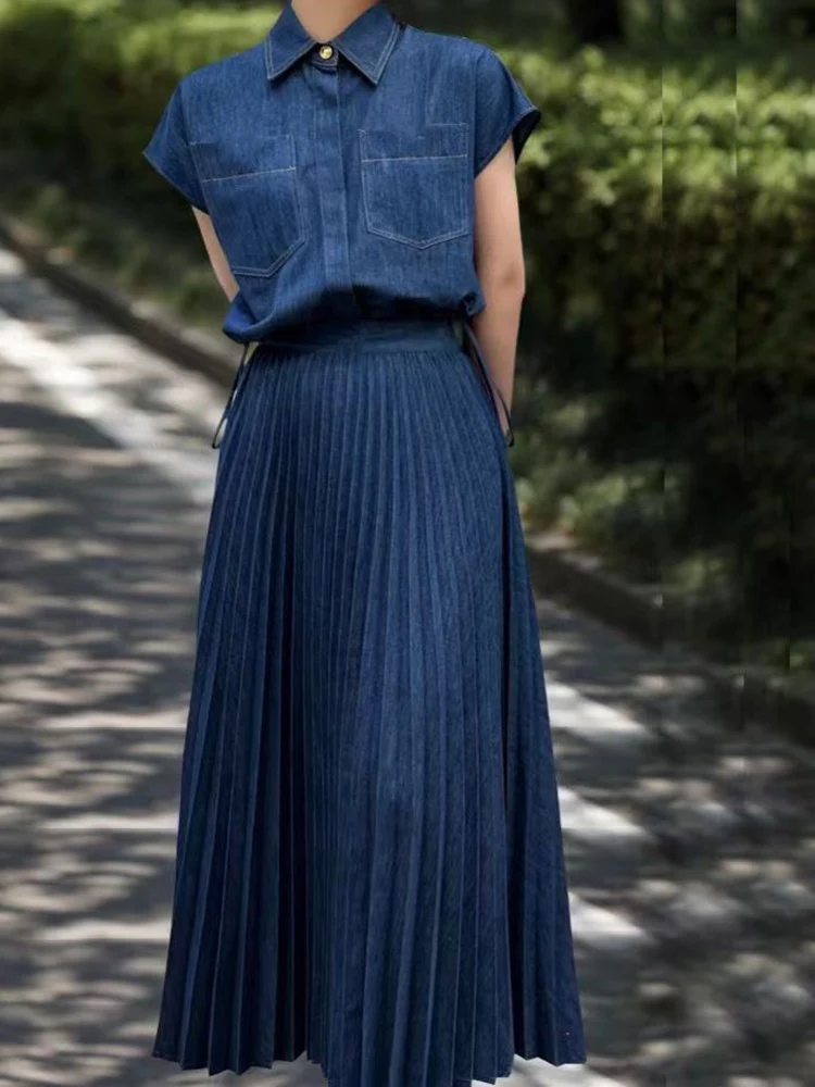 2024 spring and summer women's new two-piece V-button pocket short-sleeved shirt+elastic waist pleated skirt fashion denim suit