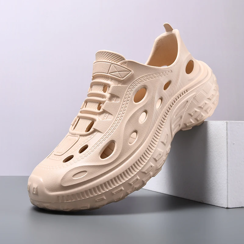 

Новые пляжные сандалии с мягкой подошвой, модные мужские тапочки из искусственной кожи, летние удобные и дышащие шлепанцы с запахом на щиколотке 44