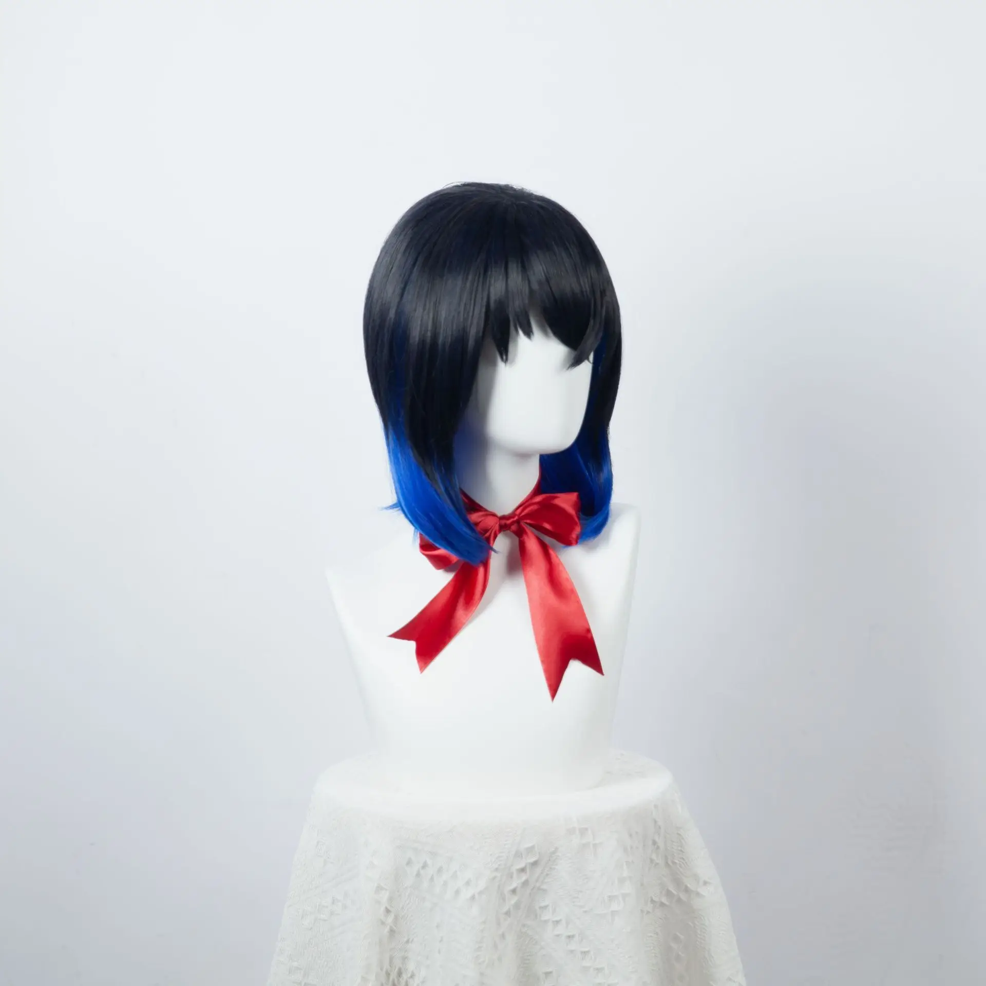 Tren Mugen - Ienashi, el jabalí - Peluca larga degradado azul oscuro a azul real Peluca de cosplay