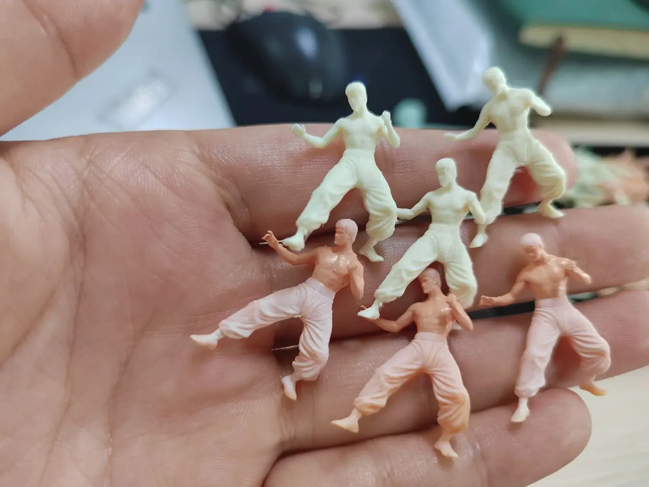 1/64 1/43 1/87 Defective Product 3PCS White Mold Randomly Shipped With Miniature Figures Dolls For Manual Painting Practice