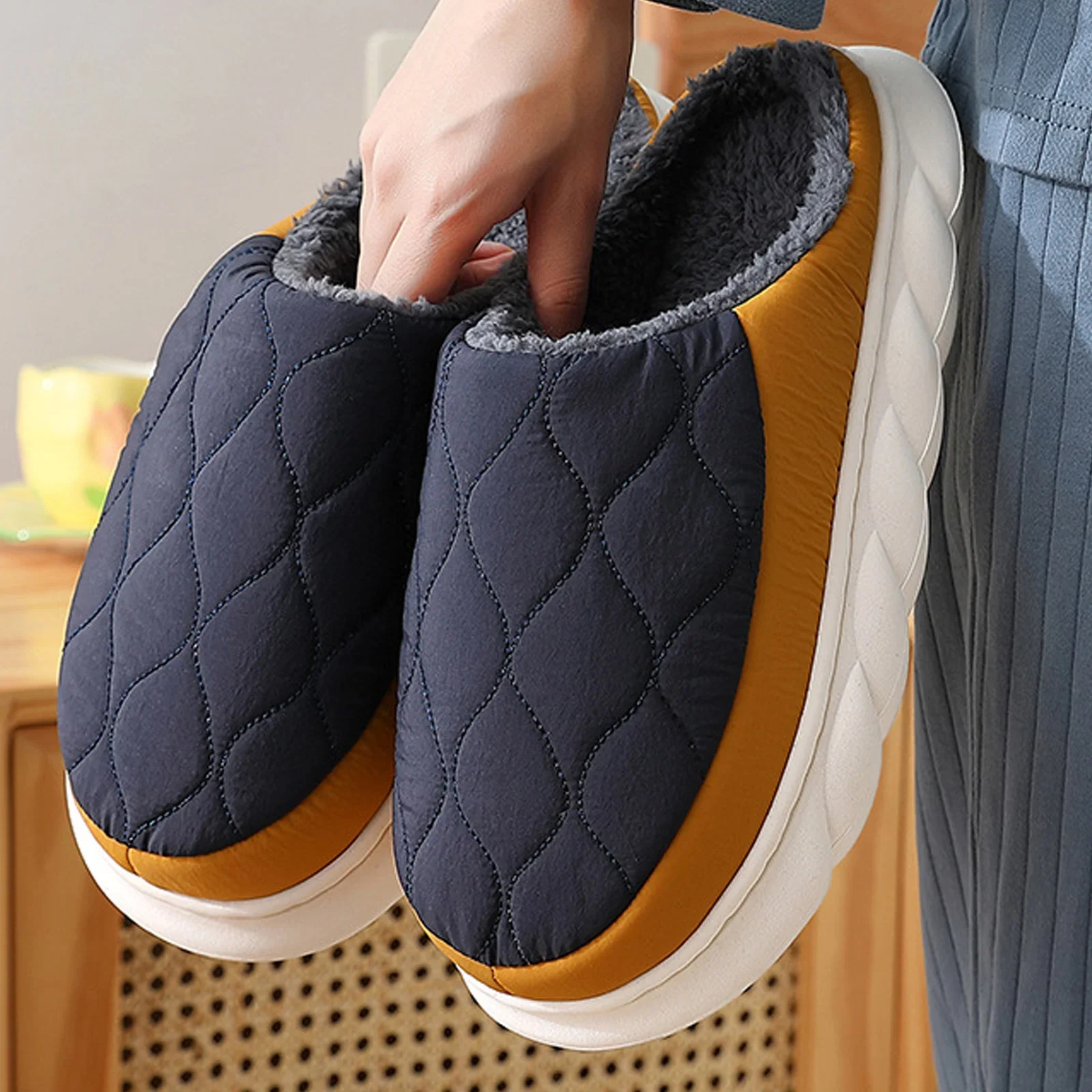 Comwarm - Soft Winter Shoes for Men and Women, Flat Slippers in Platform Fur, Cotton, Interior, Plush, New Collection 2026