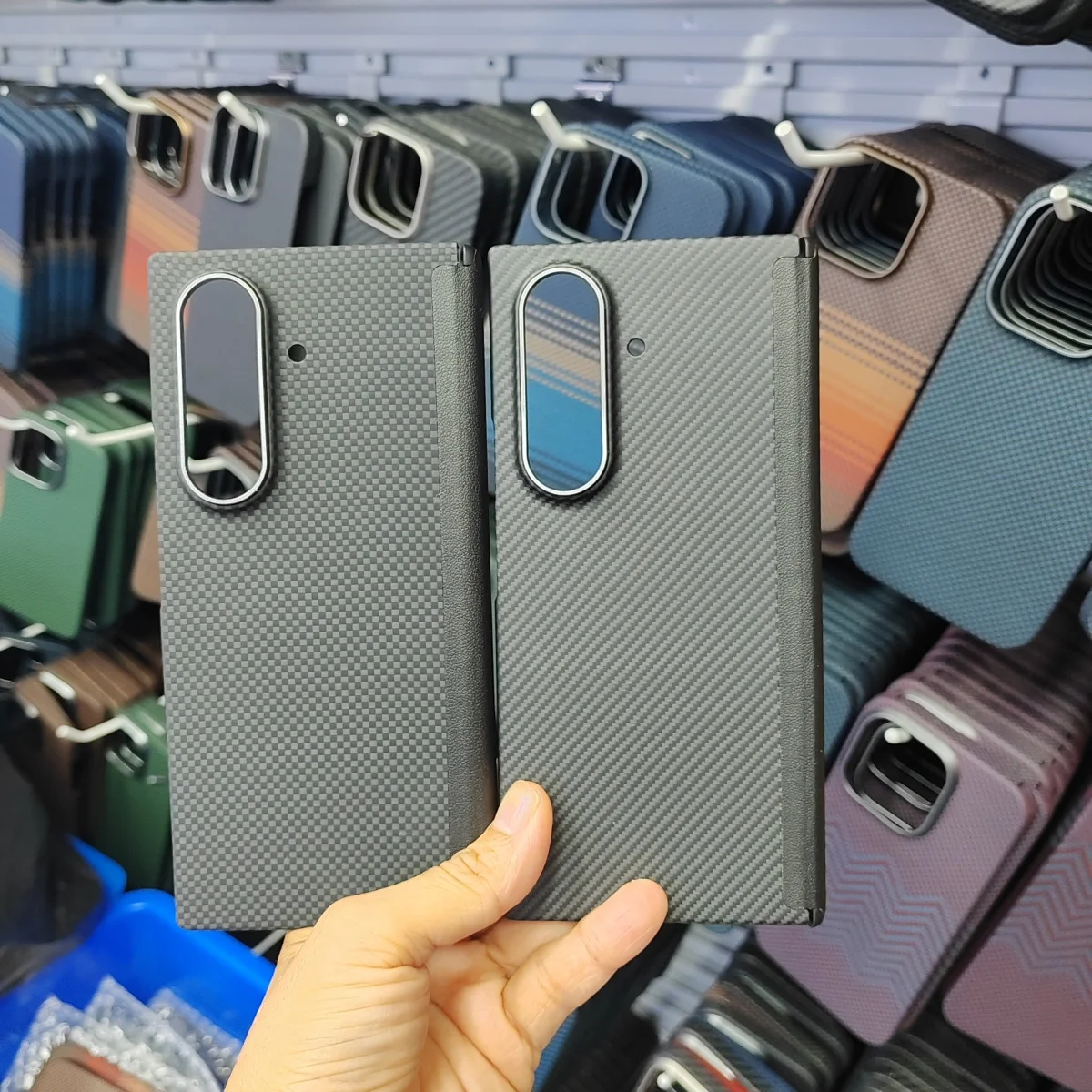 

For Samsung Galaxy Z Fold 7 Magnetic Magsafe Rotation Shaft Wrap Premium Aramid Carbon Fiber Case Wireless Charging Frame Cover