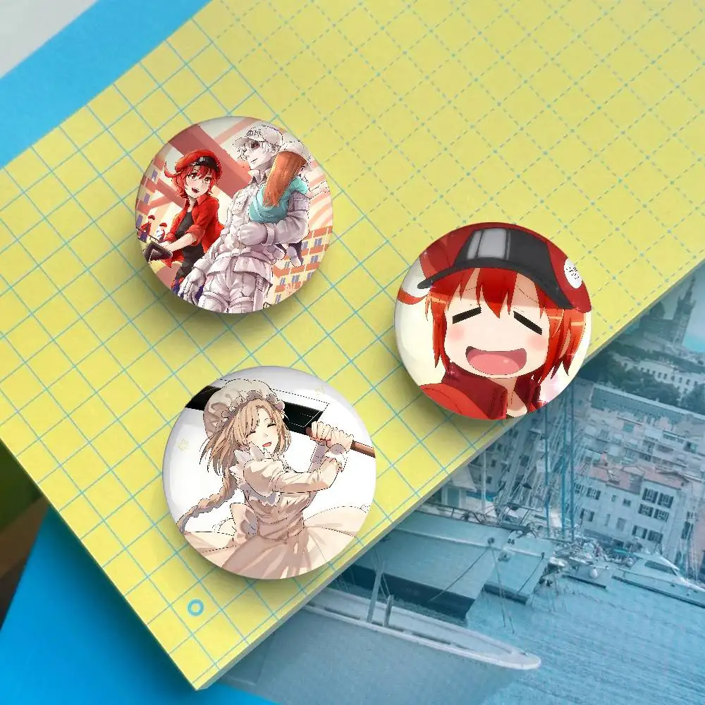 C-الخلايا في العمل أنيمي شارات صفيح دبوس زر مخصص أنيمي دور المدرسة القديمة بروش الكرتون طوق شارة هدية #4