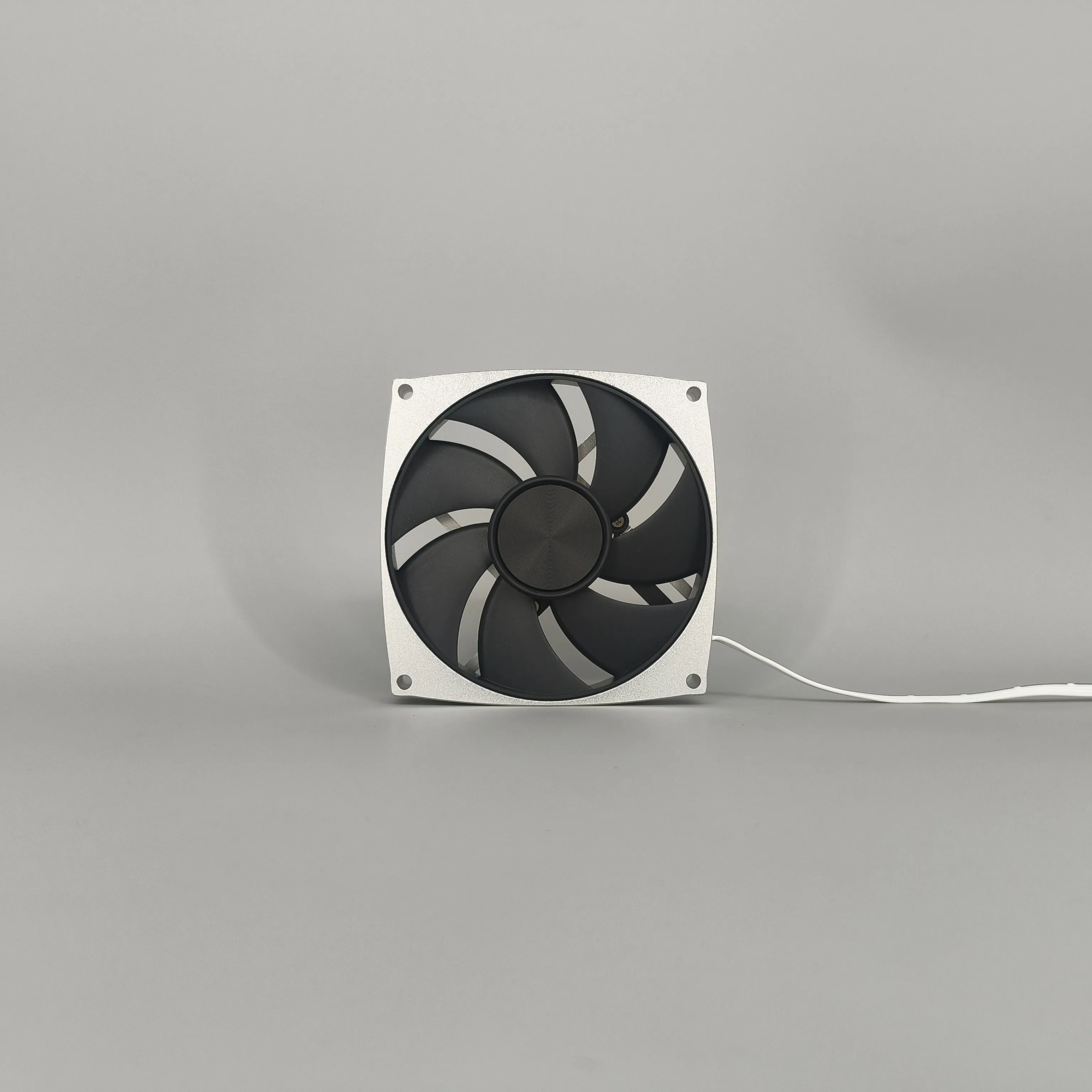 4070 public graphics card, all-aluminum anodized 12V liquid bearing 9CM9015/9615 fan