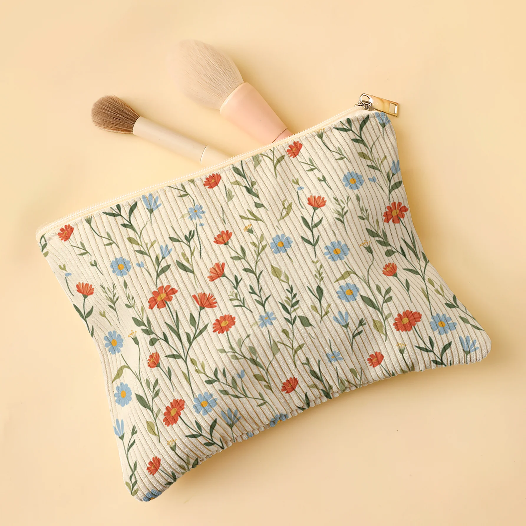 Large Corduroy Makeup Bag Suitable for Foundation Eyeshadow Palettes Lipstick Holder Zipper Closure Corduroy Makeup Bags