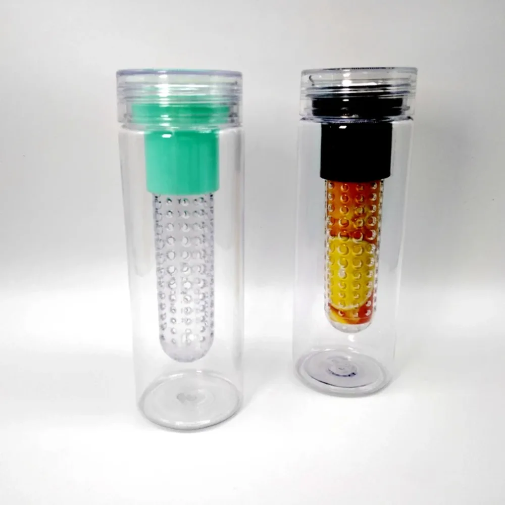 Top Ten Hotsale Item Wholesale Flat Style Lid Fruit Detox Fruit Infuser Drinking Water Bottle Tritan Plastic Cold Water