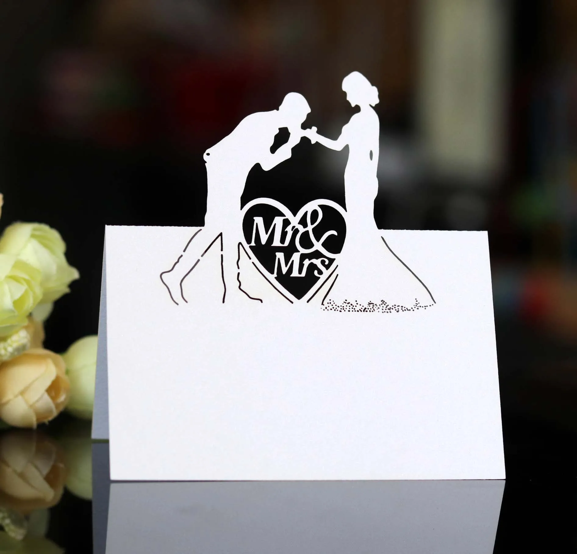 10/20/30Pcs Wedding Table Card Paper Laser Cut Heart Shape Table Name Card Place Card Wedding Party Decoration Favor Seat Card