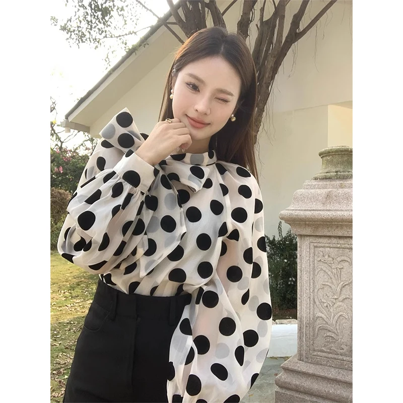 Korejpaa Korean Chic Blouses Women 2024 Spring New French Retro Round Neck Lace Up Bow Shirts Lantern Sleeves Polka Dot Shirt