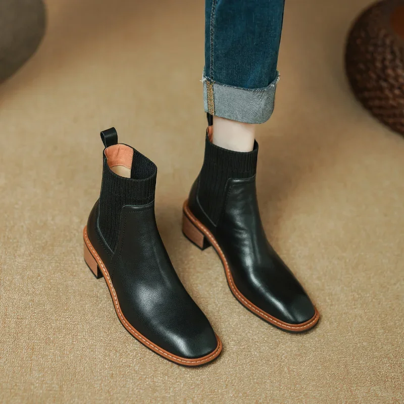 

Women Autumn Winter Genuine Leather Med Heels Chelsea Boots Square Toe Chunky Heels Solid Splicing Elegant Slip-on Ridding Boots