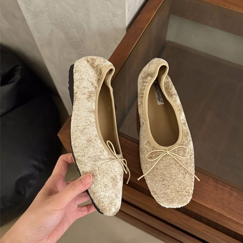 Weiche flache Schuhe für Damen, Neuheiten für Herbst und Winter, lässige Damen-Flachschuhe mit Schmetterlingsknoten, flache modische Flockschuhe für Damen – Detail 6