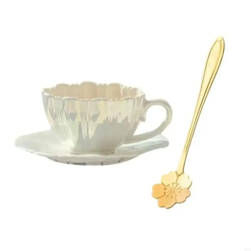 

Decorative Ceramic Coffee Cup Gradient Petal Shape Tea Cups European Style Drinking Mugs Home Breakfast