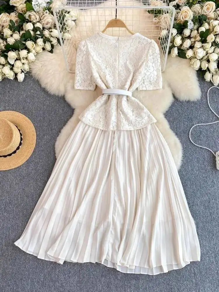 Vestido plisado de gasa con empalme de encaje y bordado Floral elegante para mujer, bata de pasarela con bolsillo y cinturón con botones dorados de manga corta