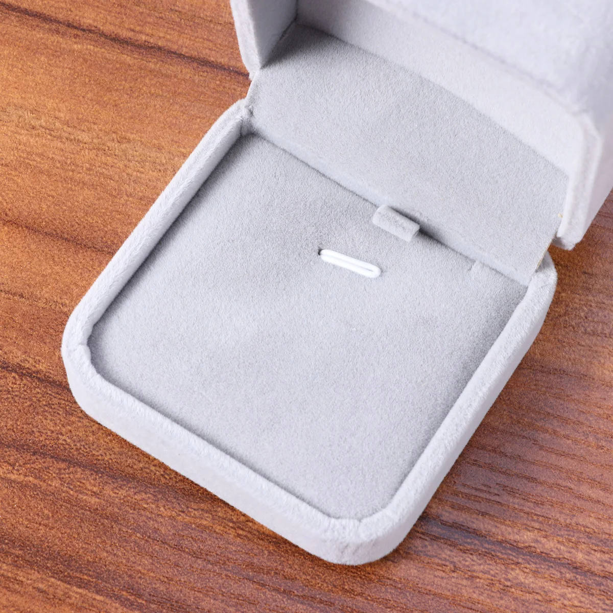 

Necklace Organizer Box Grey Jewelry Storage Organizer For Bracelet Watch Earring Pendant Brooch Gift Case Box