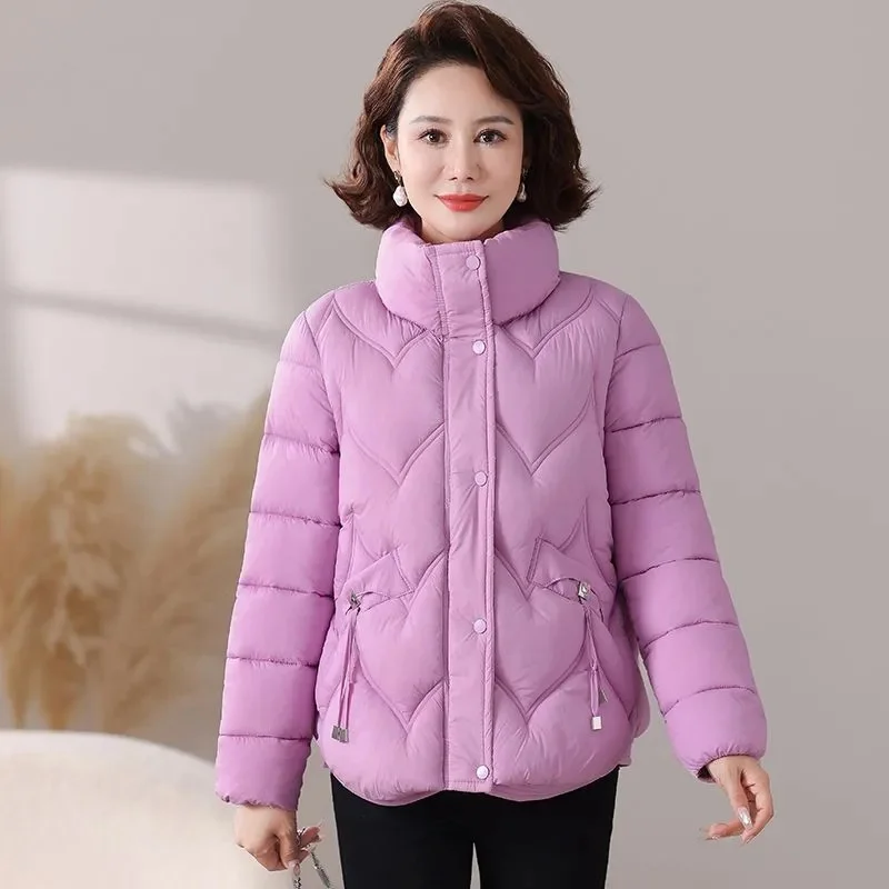 

2025 парки с воротником-стойкой для мамы, корейские женские парки большого размера 5XL, хлопковое стеганое пальто, зимняя женская модная короткая пуховая хлопковая куртка