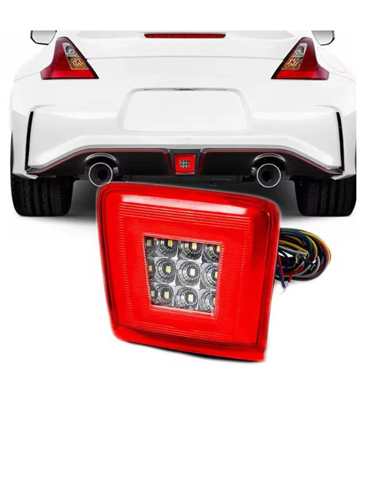 1x Zestaw tylnych świateł przeciwmgielnych z czerwonymi soczewkami, kompatybilny z modelami Nissan 370Z z lat 2009-2020 oraz Juke Nismo z lat 2013-2017, zasilany czerwonymi diodami LED, działającymi — 2