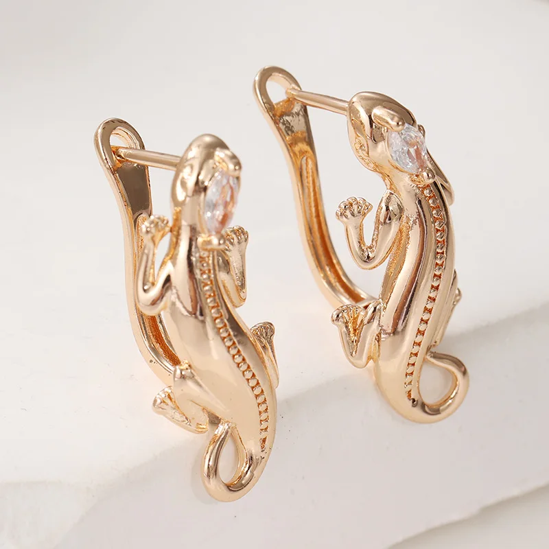 Creative Exquisite Carved Lizard Shaped Pendant Earrings Women's Inlaid Synthetic Zirconia Personality Earrings Jewelry Gifts