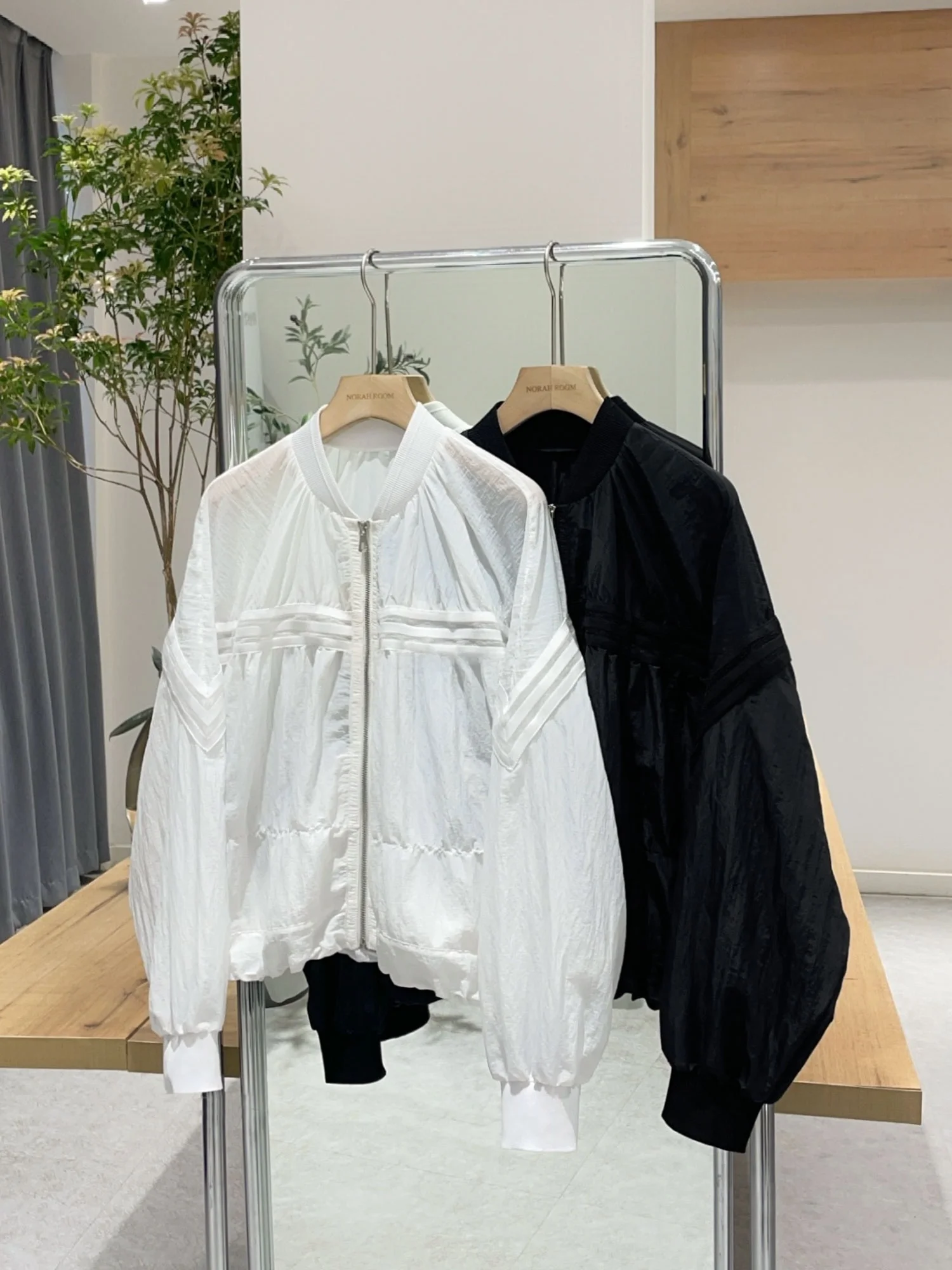 Noxiao La Authentic Summer 2026 New Brand V Home High Line Loose Zipper Sun Protection Jacket Women's Commute Style Long Sleeve