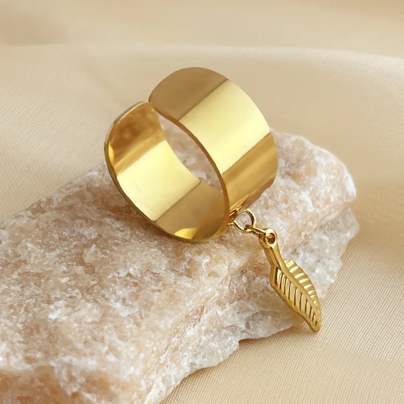 Neue Punk Gold Farbe Edelstahl Geometrische Ringe Für Frauen Unisex Feder Seestern Kreuz Anhänger Breiten Ring Partei Schmuck – Detail 6