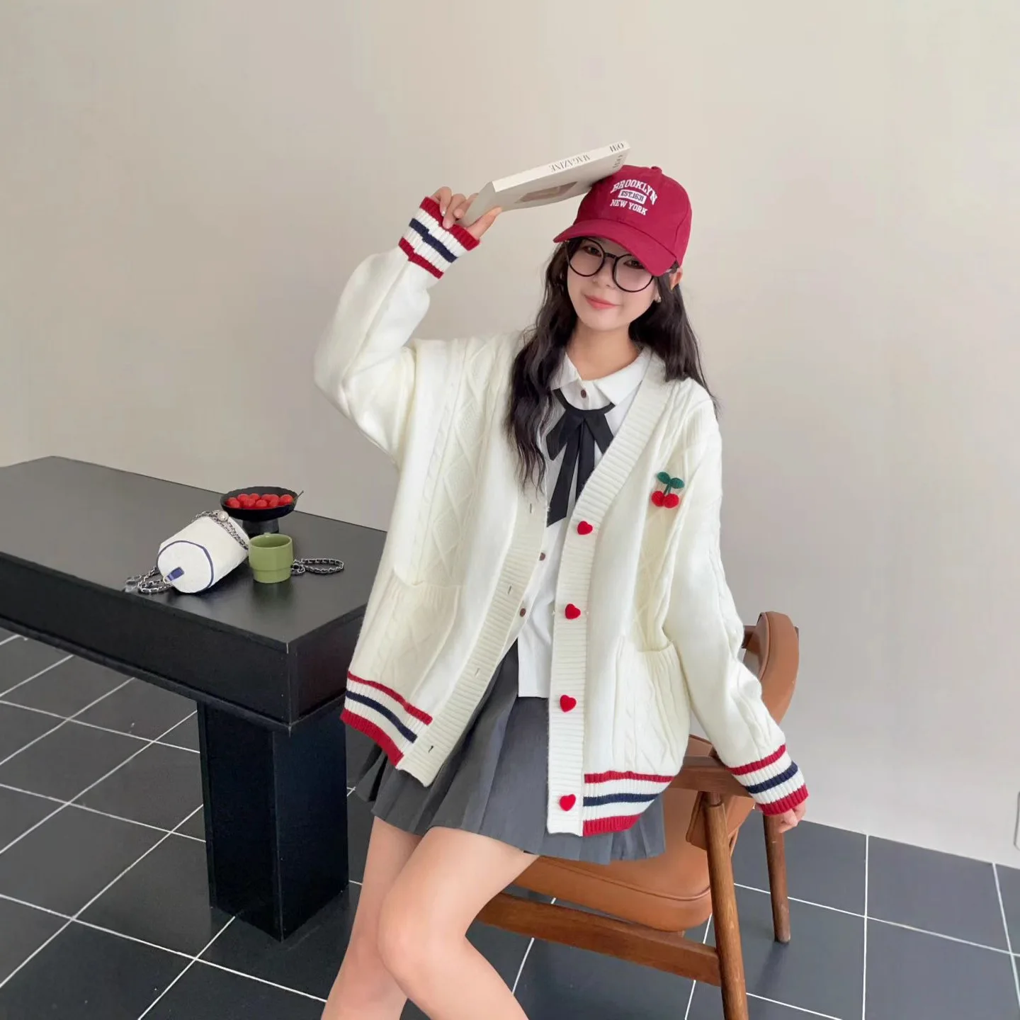 Liebe Taste Pullover Jacke frauen Herbst und Winter Neue Stil Faul Stil Lose 2025, Gestrickte Pullover Strickjacke Frauen