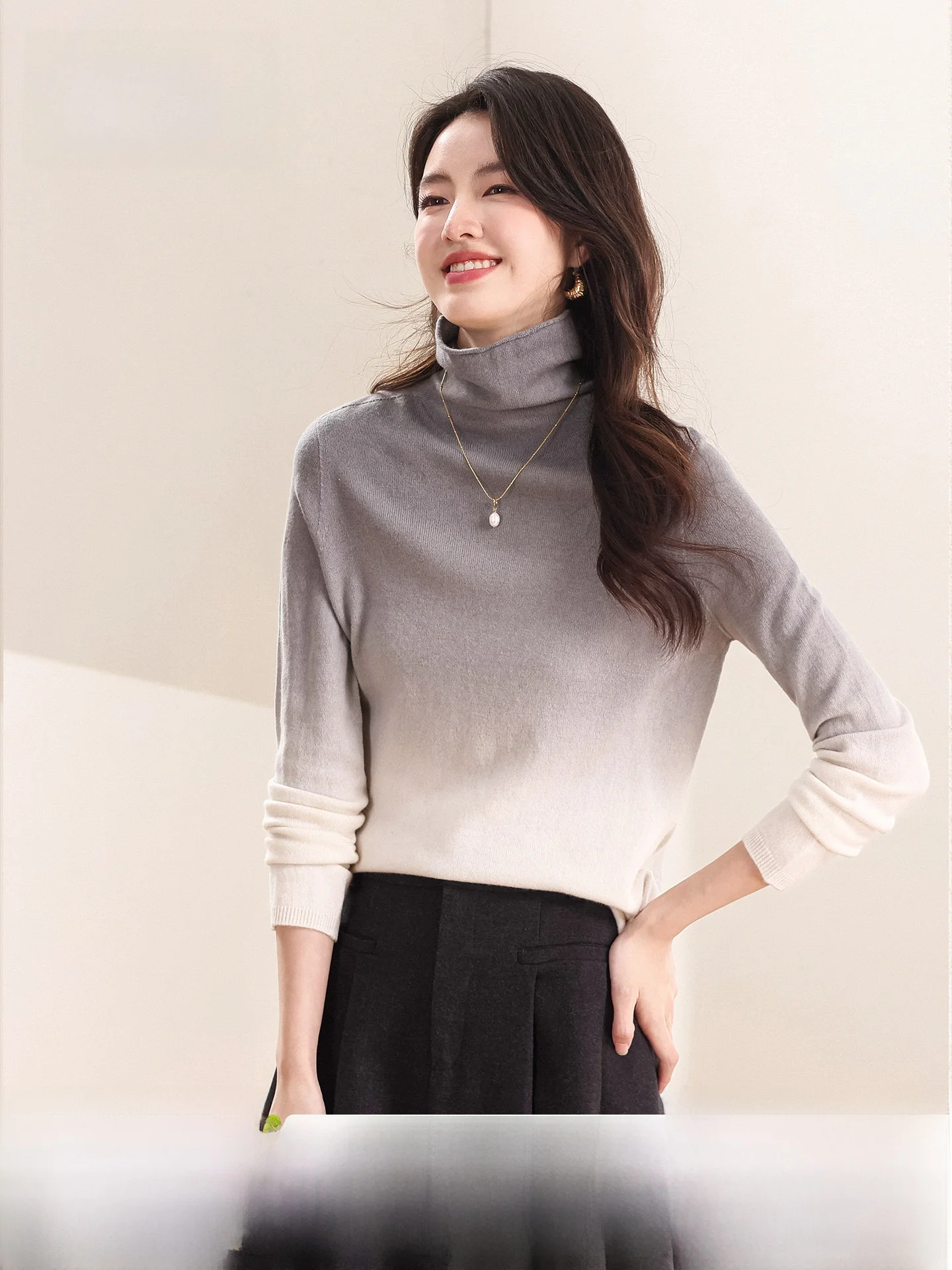 

Snowy Warm High Collar Women's Sweater 100 Wool Soft Gradient Casual Style Long Sleeve Inner Wear for Autumn Winter