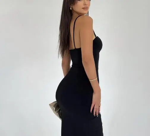 

Summer 2025 Solid Color Sexy Temperament High-End Slim Fit Bag Hip Suspender Dress Women Low Cut V-Neck Split Suspender Dress