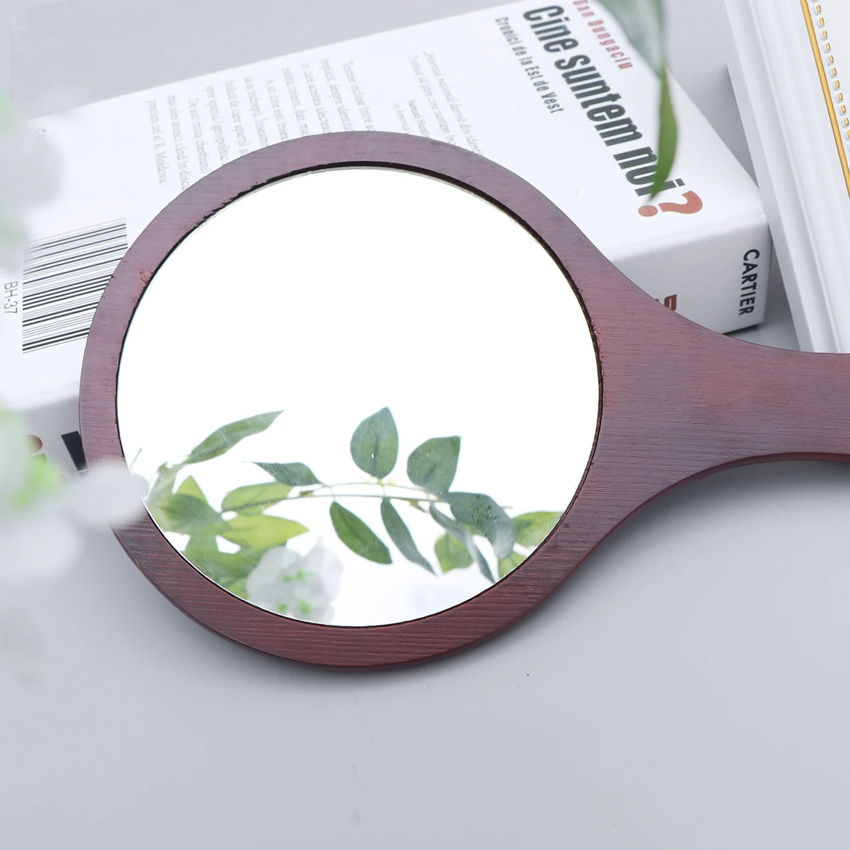 

1pc Handheld Bamboo Makeup Grooming Wall Makeup Mountable Home Handheld Wood Mirror Handle Mirror Accessories