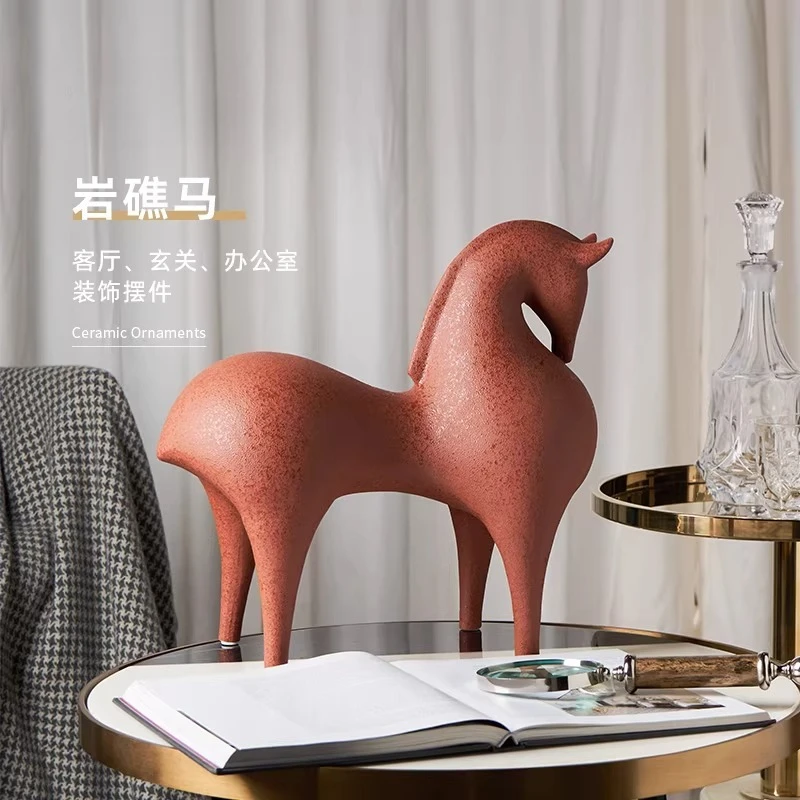 

Red horse ceramic office decoration ornament living room entrance wine cabinet desktop high-end housewarming gift