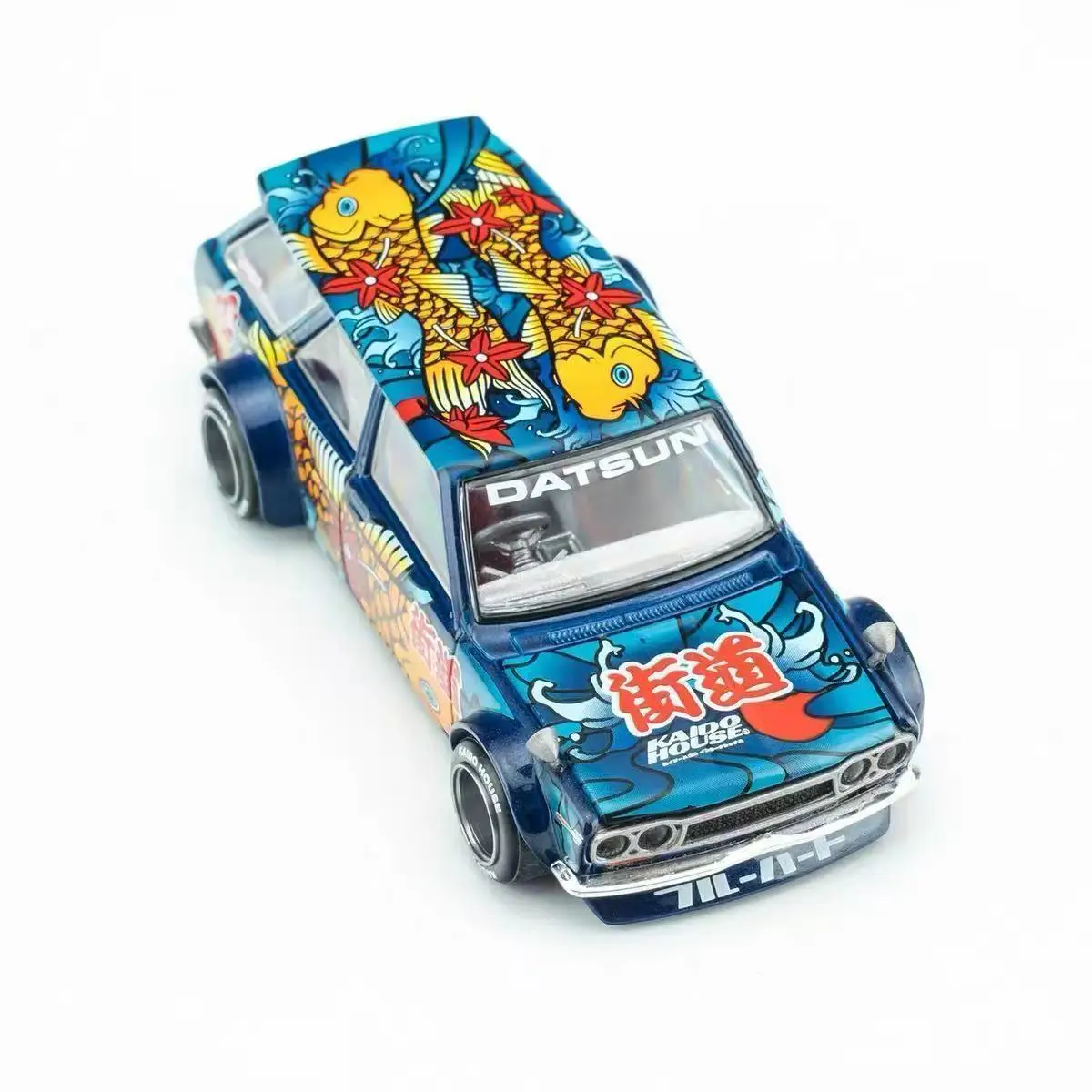 Diecast Kaido MINIGT 1:64 Scale Datsun 510 Waggon Koi Alloy Car Model