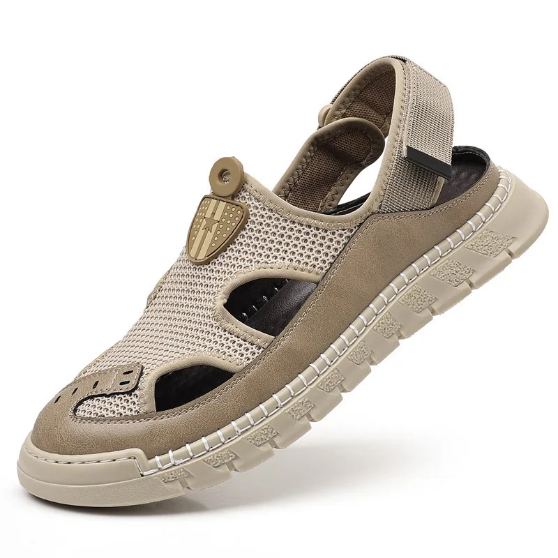 

Новые кожаные сандалии для мужчин на весну-лето, однотонные, с сетчатыми вставками, дизайнерские, модные, повседневные, с перфорацией, для улицы
