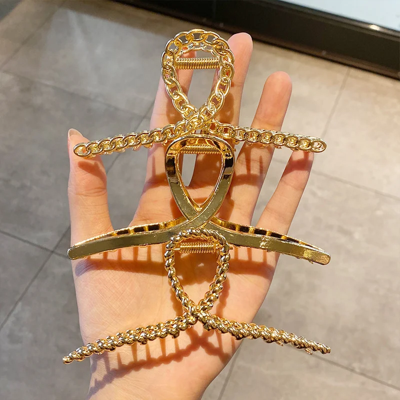 Einfache Metall Geometrische Haar Klaue Clips Elegante Geometrische Haar Zubehör Kreuz Krabbe Bad Clip Für Frauen Mode Mädchen Kopfbedeckungen – Detail 8