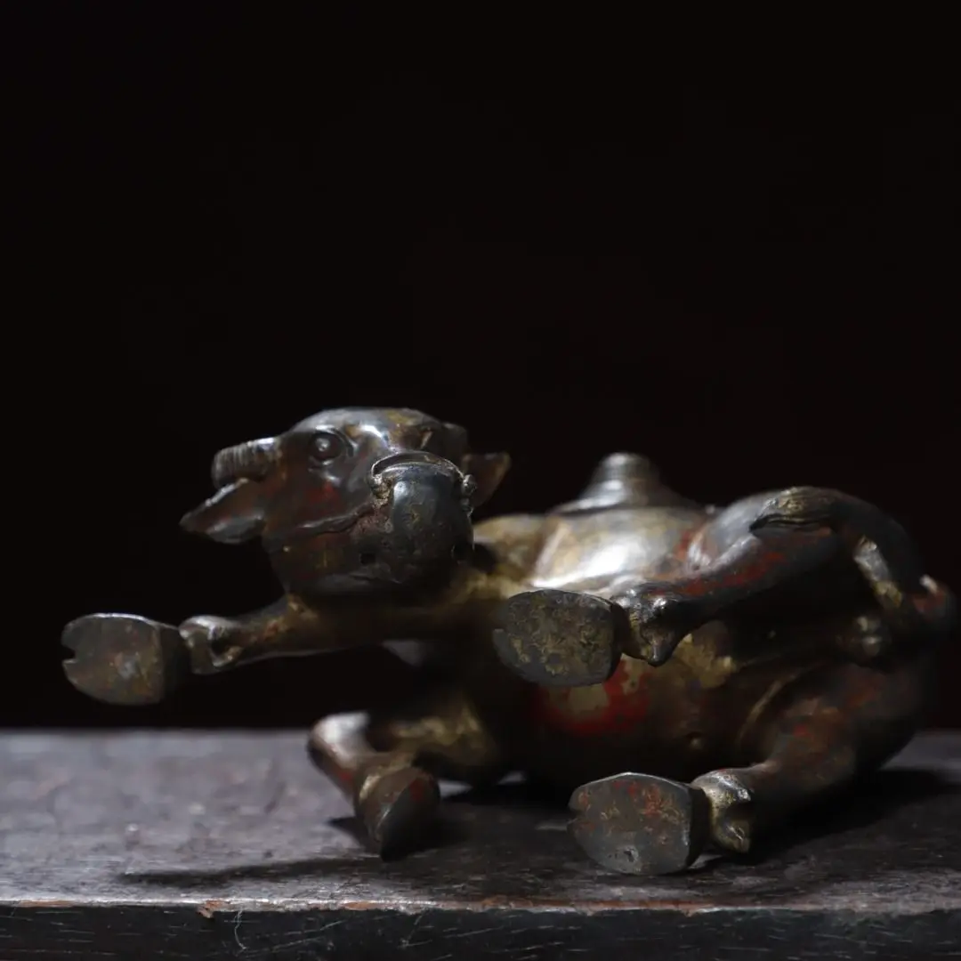 5 old treasures, copper mud gold [boy cattle herding] height 13 cm wide 12 cm thick 7 cm weight 1.2 kg
