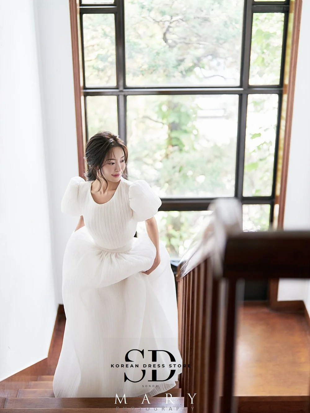 Sondr O-Neck Short Sleeves Korean Wedding Dresses 2 Pieces A Line Bridal Gown Customized Self- Wedding Dress Photo Shoot