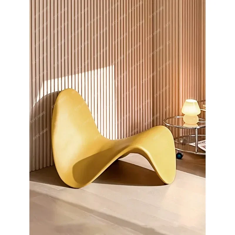 Nordic Modern Design PE Plastic Lounge Tongue Chair  Lazy Sofa Chair Ins Post-modern Homestay Upholstery Soft Chair