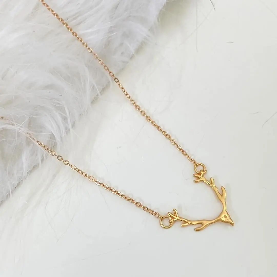 Cute Elk Deer Antlers Pendant Necklace Women Gold Color Origami Geometric Animal Necklace For Christmas Gifts Female Jewelry
