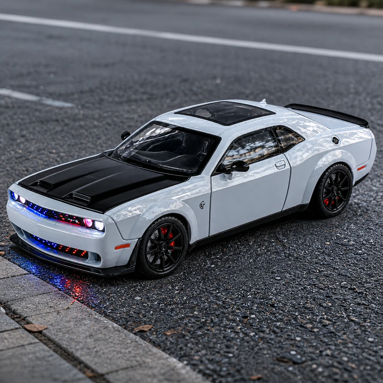 

Alloy Sports Car Model 1/24 Dodge Hellcat , Pull Back Light & Flash, Christmas Gift, Kids Toy and Birthday Present for Boyfriend